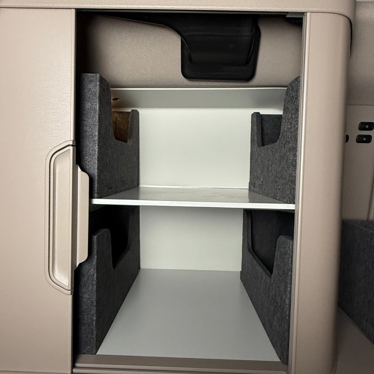 Boxen-Set DE | New California T7 - Schrankbox (vorderer Schrank)